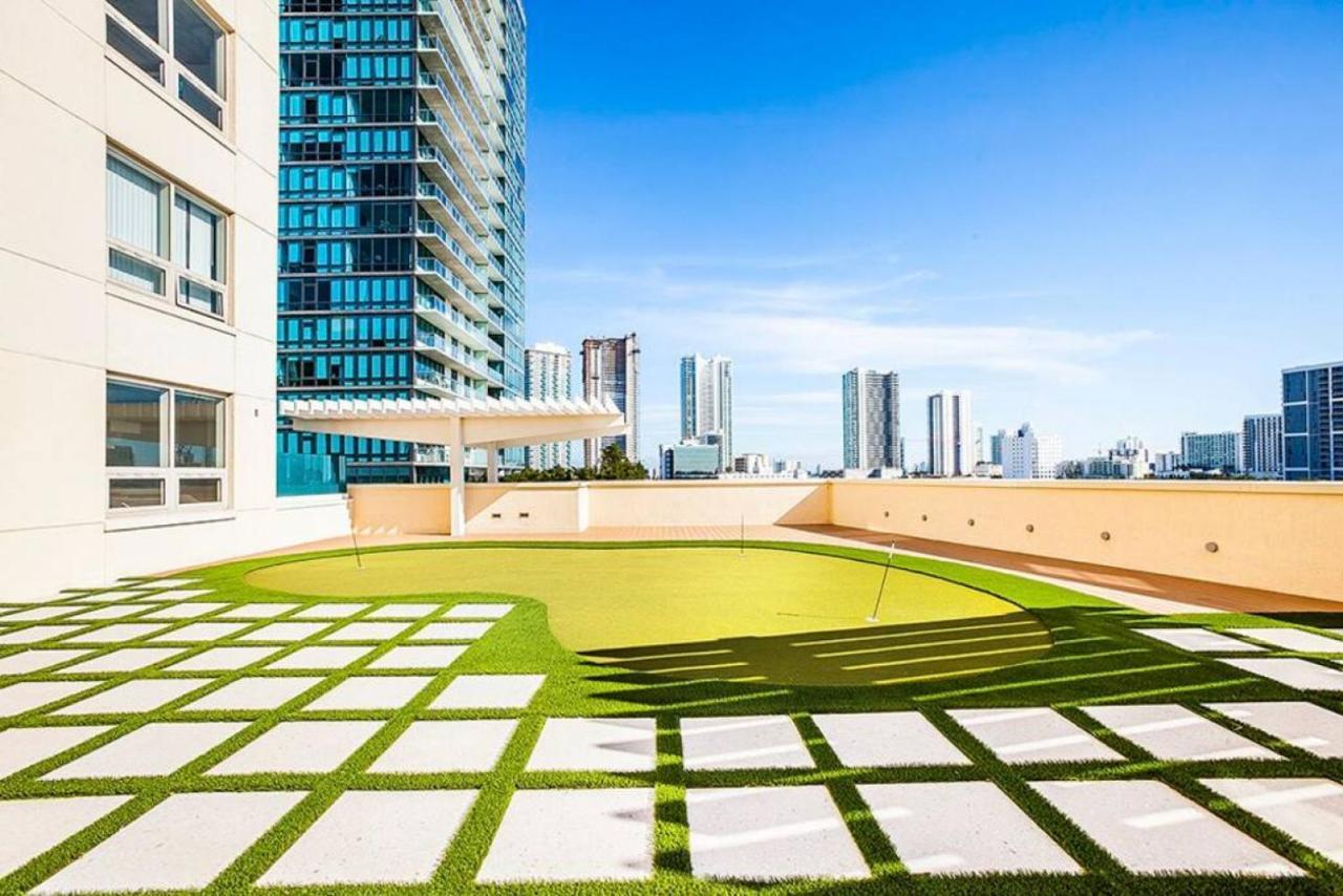 Amazing 2 Bed In Midtown With Free Parking Hébergement de vacances *
